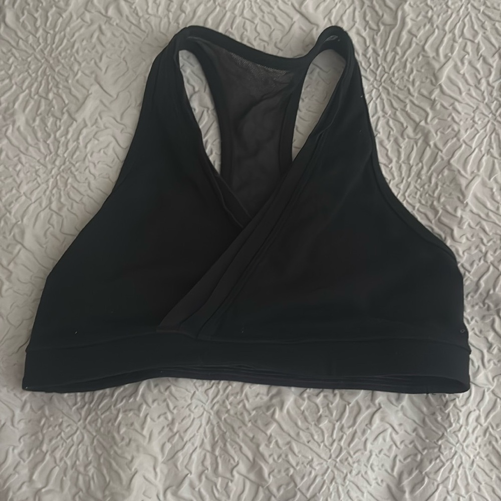 Black lululemon bra
